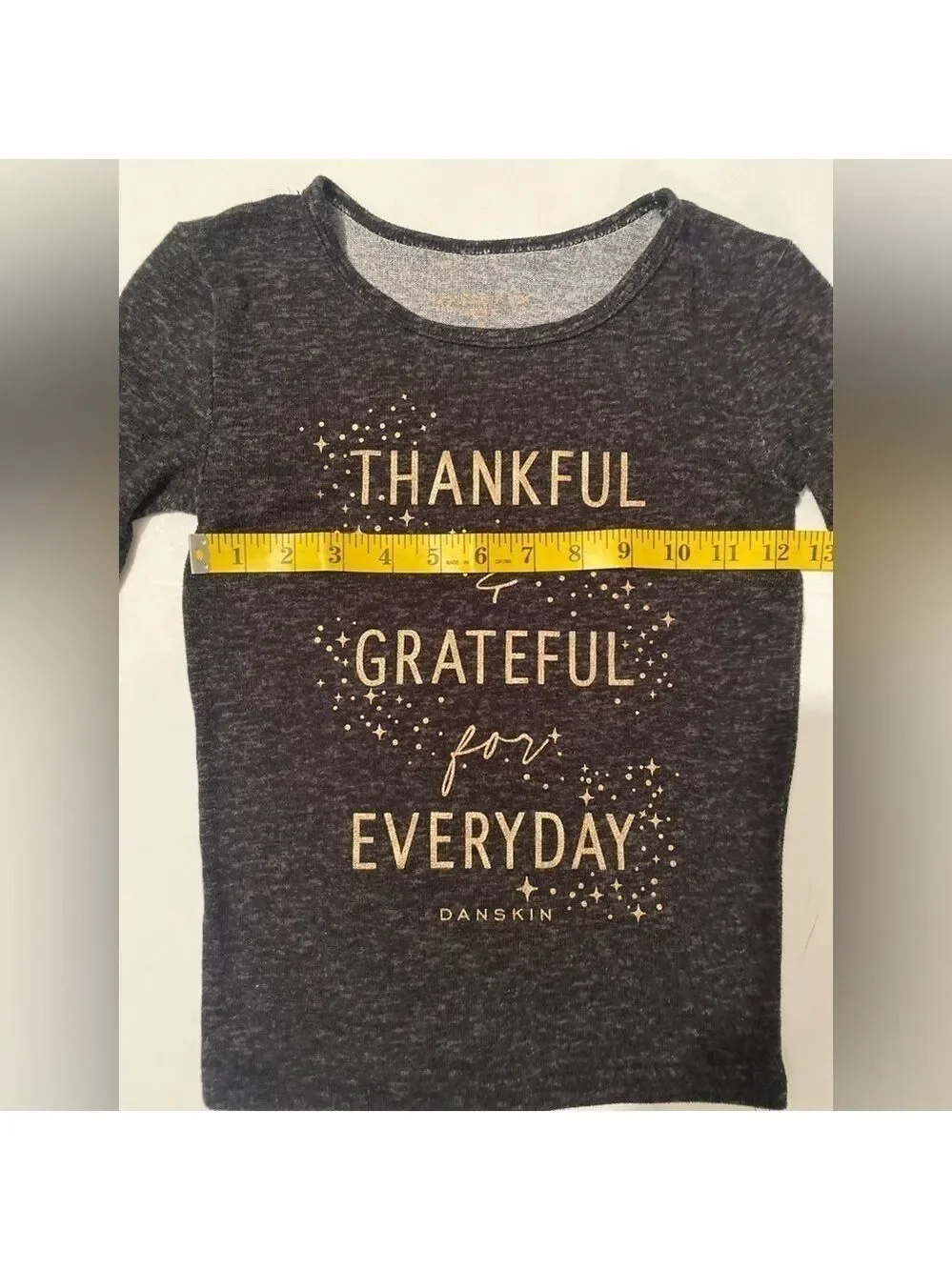 Danskin Girl’s Shirt, Size 8, Grey Charcoal Black “Thankful, Grateful, Everyday”